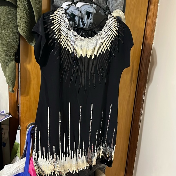 Short loose dress - Picture 1 of 5